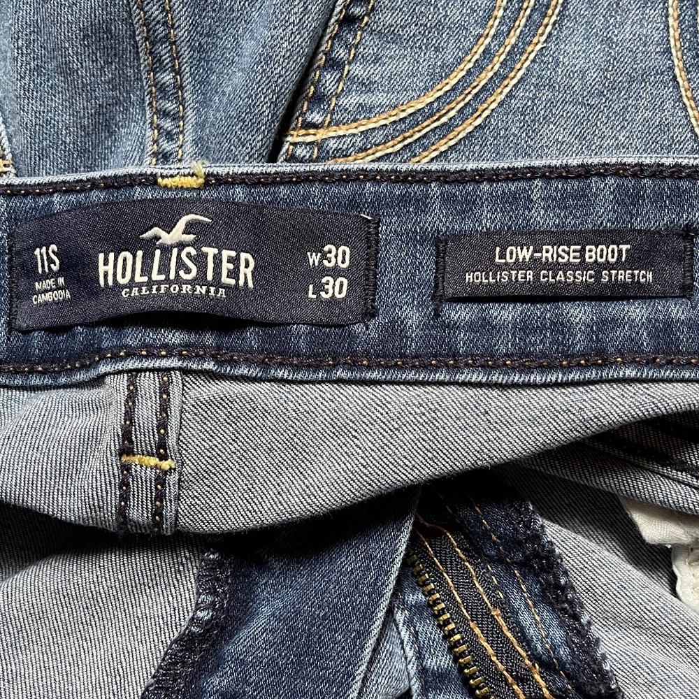 Bootcut low rise jeans